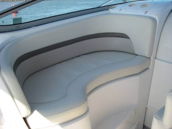 2008 Chaparral 31 - Photo #10
