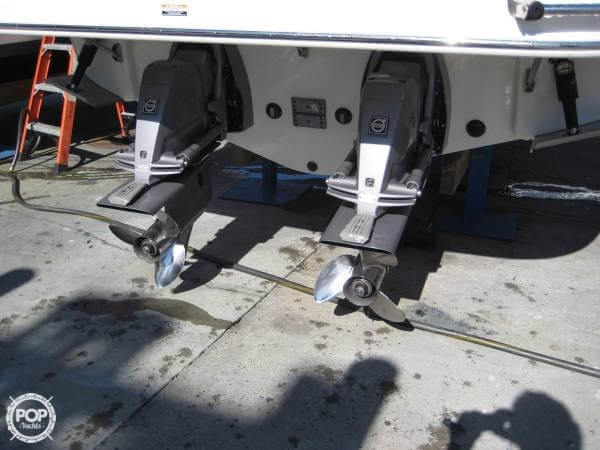 2008 Chaparral 31 - Photo #17