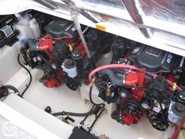 2008 Chaparral 31 - Photo #18