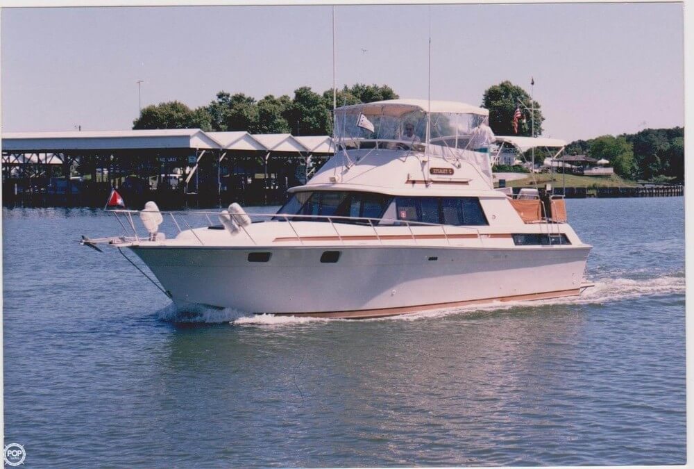1982 Silverton 40 - Photo #2