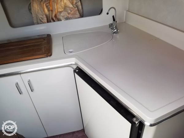 1990 Chaparral 30 - Photo #12