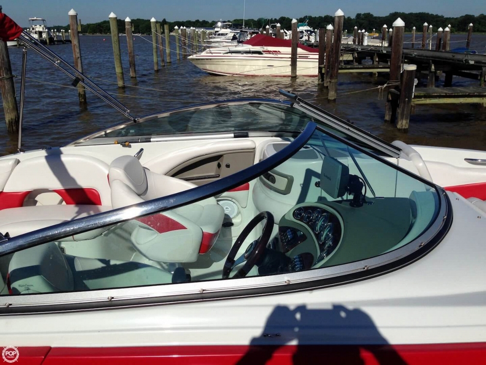 2012 Crownline 22 - Photo #6