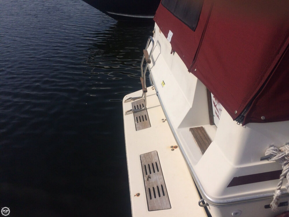 1984 Sea Ray 24 - Photo #6