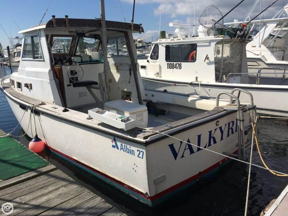 1986 Albin Yachts 27 Power boat for Sale in Charlestown, RI