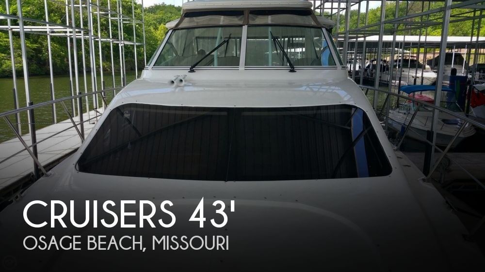 Used Boats For Sale in Missouri by owner | 2008 Cruisers Yachts 415 Express Motoryacht