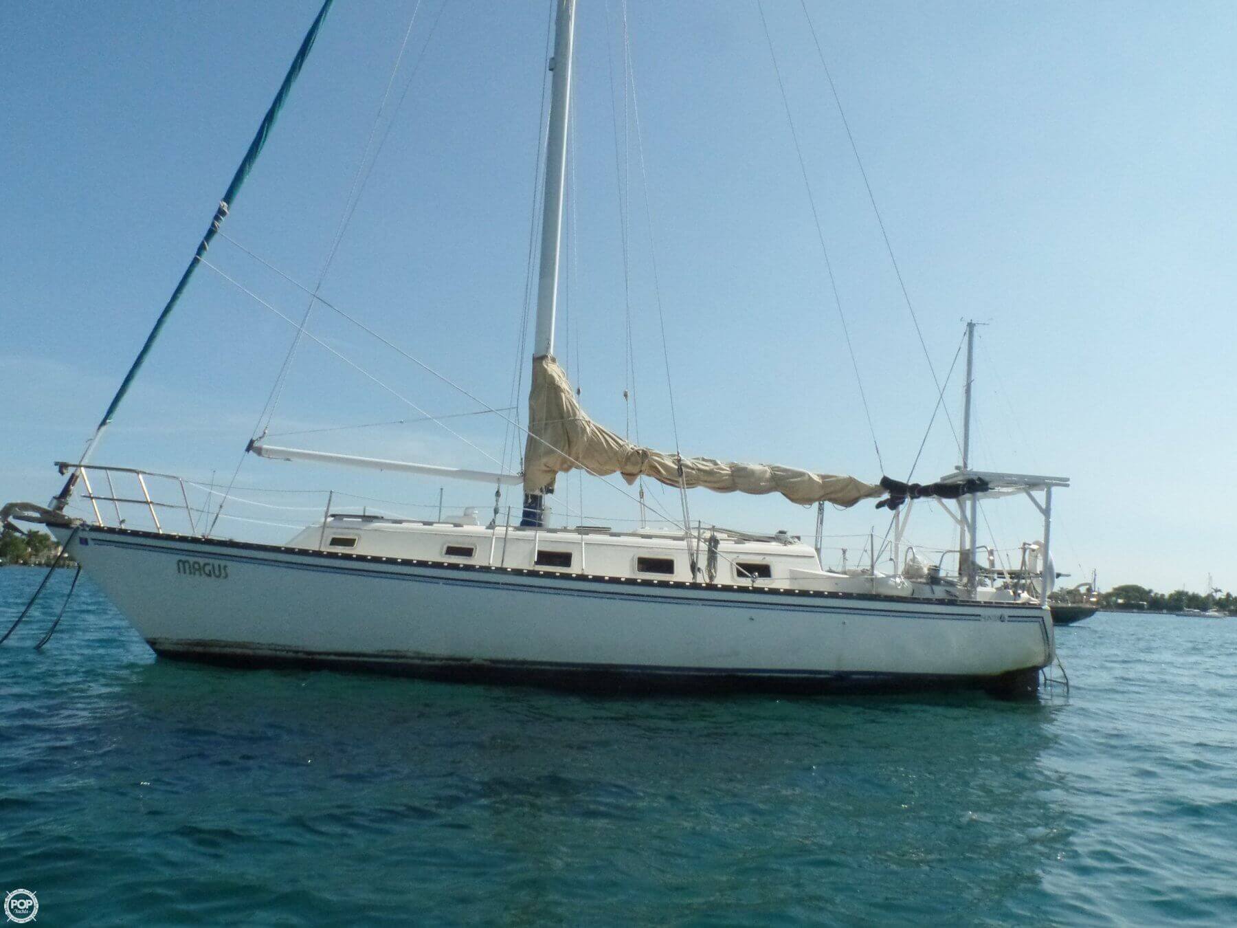 Canceled Hunter 37 Cherubini Boat In West Palm Beach Fl