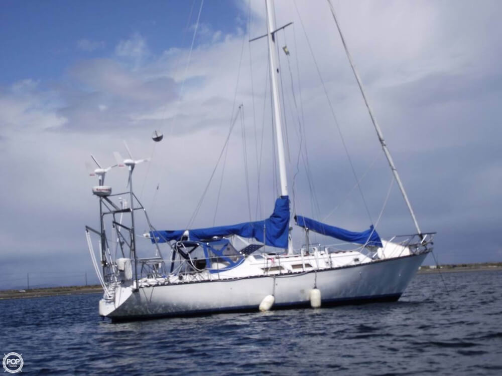 Sold Hunter 37 Boat In Sequim Wa