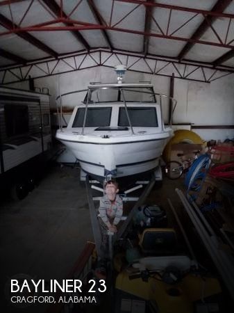 Used Boats For Sale in Columbus, Georgia by owner | 1999 Bayliner 23
