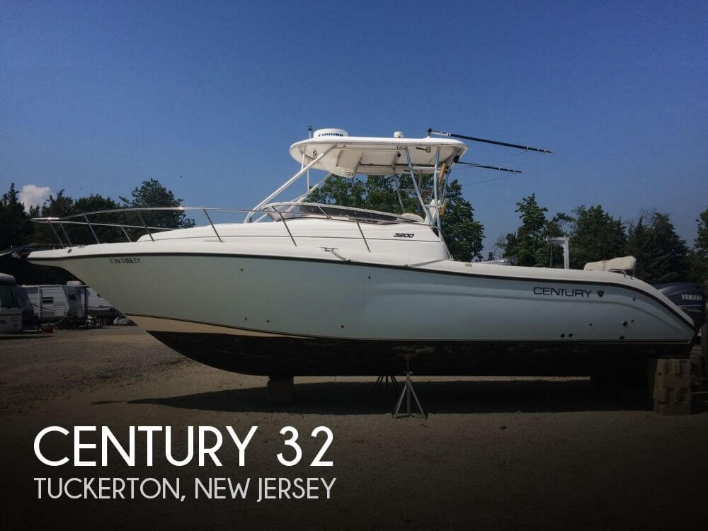 Used Century Boats For Sale by owner | 2005 Century 32
