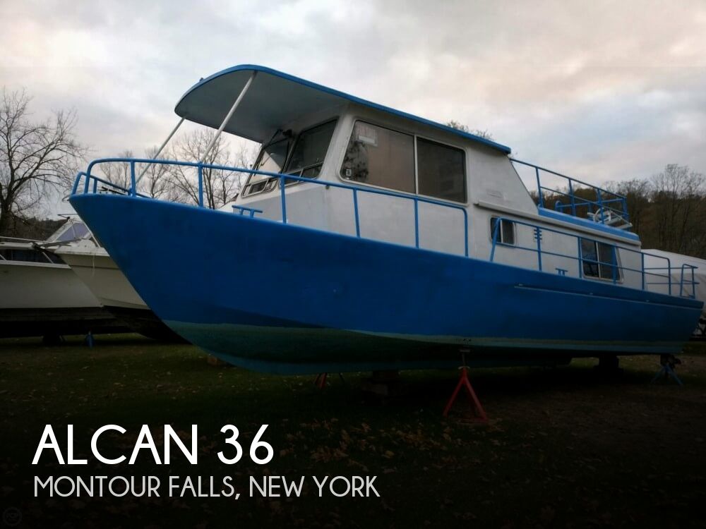 Used Alcan Houseboats For Sale in Rochester, New York by owner | 1969 Alcan 36