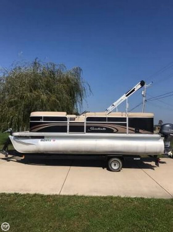 2014 Sweetwater 20 Pontoon Boat for Sale in S Bloomfield, OH