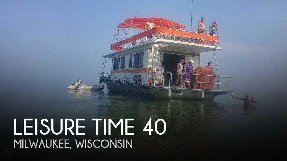 Used Houseboats For Sale in Milwaukee, Wisconsin by owner | 1991 Leisure Time 40