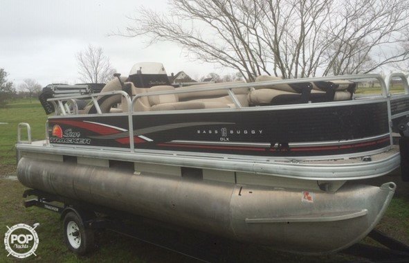 Fishing Pontoon Boats For Sale >> Tracker 18dlx Bass Buggy Boat For Sale In Vidalia La For 15 900 Fishing Pontoon Boats For Sale >> Tracker 18dlx Bass Buggy Boat For Sale In Vidalia La For 15 900