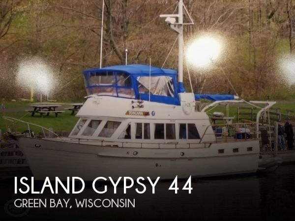 Used Boats For Sale in Wisconsin by owner | 1981 Island Gypsy 44