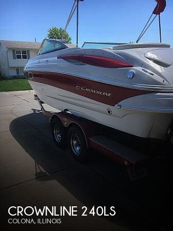 Used Boats For Sale in Davenport, Iowa by owner | 2008 Crownline 240LS