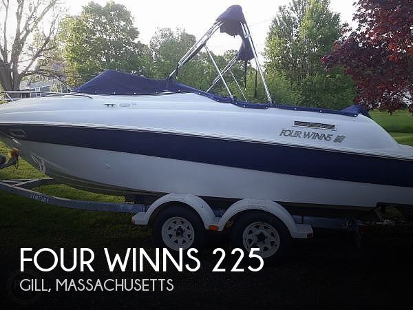 Used Four Winns 225 SUNDOWNER Boats For Sale by owner | 2002 Four Winns 225 Sundowner