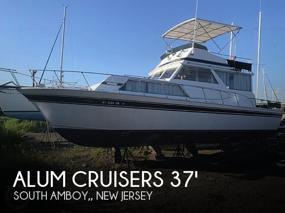 Used Aluminum Cruisers Boats For Sale by owner | 1981 37 foot Aluminum Cruisers Marinette Flybridge Sedan