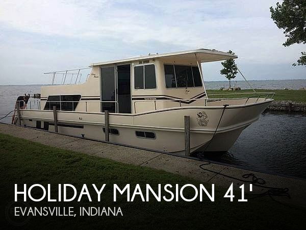 Used Holiday Mansion Houseboats For Sale in Indiana by owner | 1988 Holiday Mansion Coastal Barracuda 38