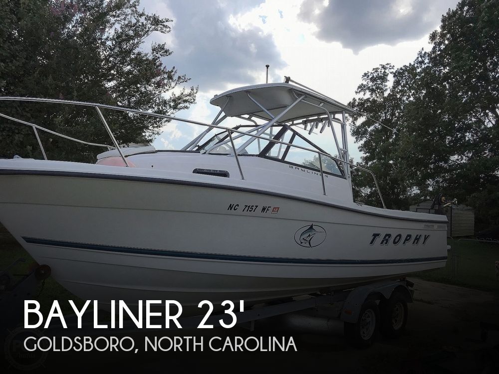 1999 Trophy 235 Power boat for Sale in Goldsboro, NC