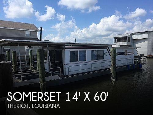Used Houseboats For Sale in Louisiana by owner | 1984 Somerset 14' X 60'