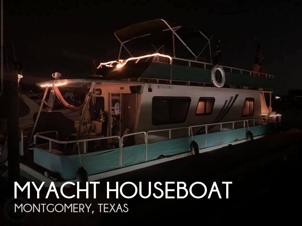 Used Houseboats For Sale in Houston, Texas by owner | 1999 43 foot Myacht Houseboat