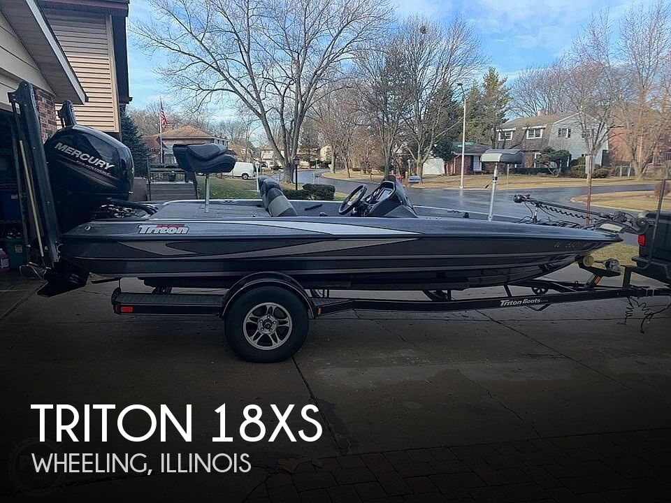 2014 Triton 18xs Power boat for Sale in Wheeling, IL