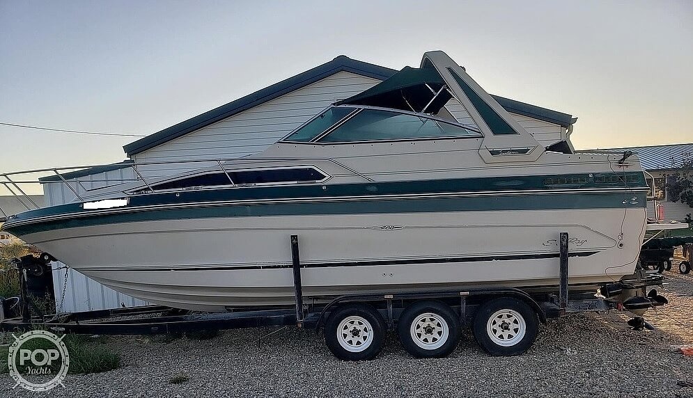 Sea Ray 268 Sundancer boat in Melba 
