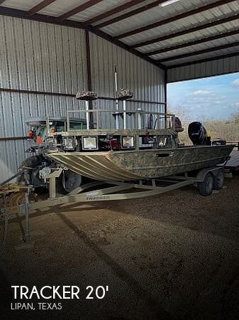 Used Tracker Boats For Sale in Texas by owner | 2017 Tracker Grizzly Sportsman 2072