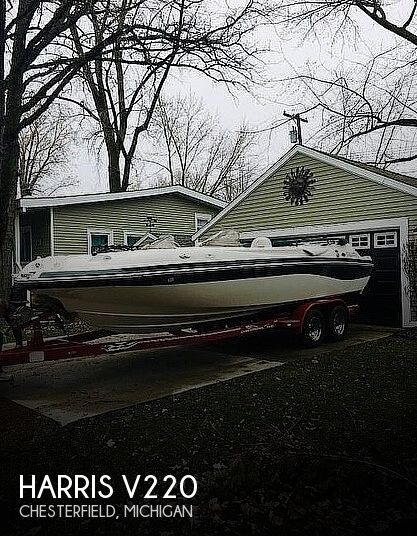 Used Harris V220 Boats For Sale in Michigan by owner | 2004 Harris V220