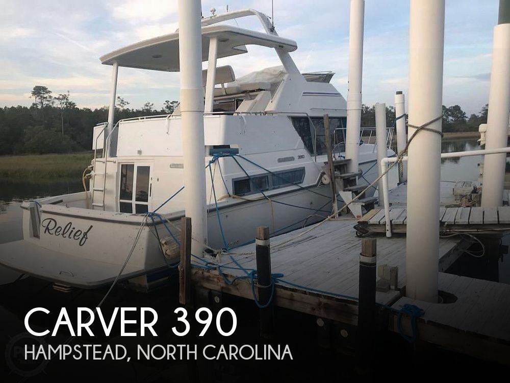 1994 Carver 390 Power boat for Sale in Hampstead, NC