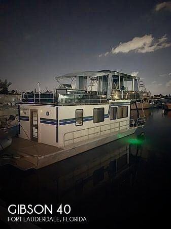 Used Houseboats For Sale in Miami, Florida by owner | 1983 Gibson 40