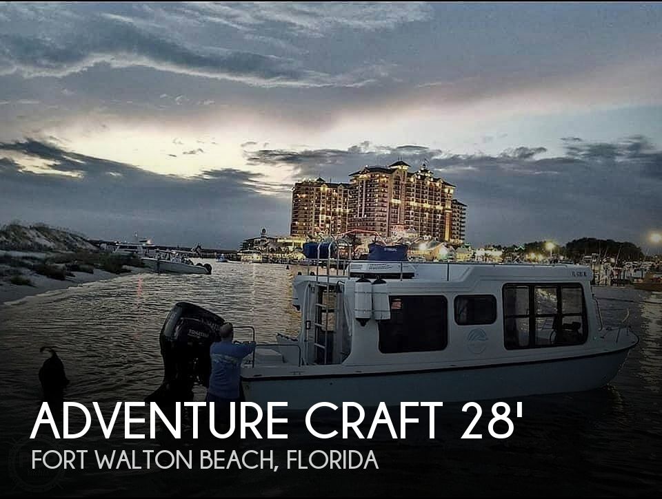 Used Houseboats For Sale in Florida by owner | 1999 28 foot Adventure Craft Houseboat