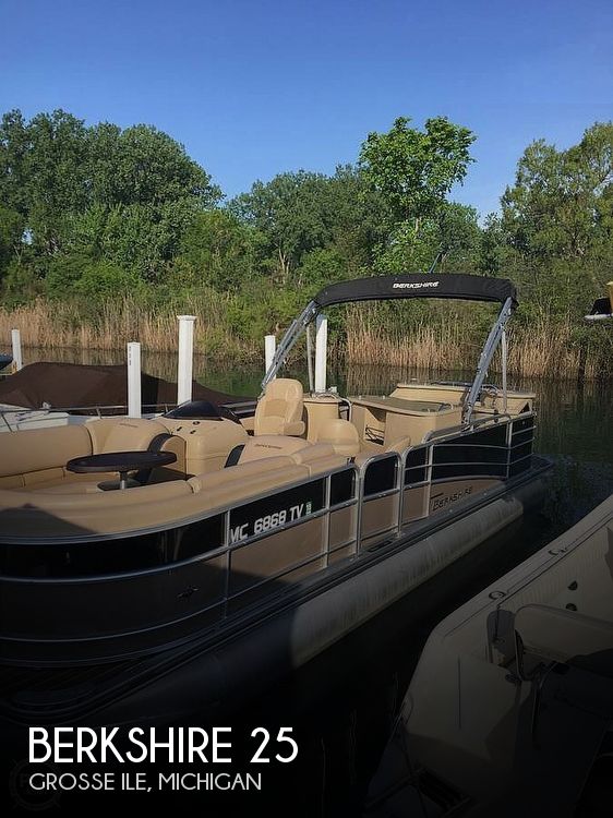 Used Berkshire Boats For Sale in Michigan by owner | 2016 Berkshire 25