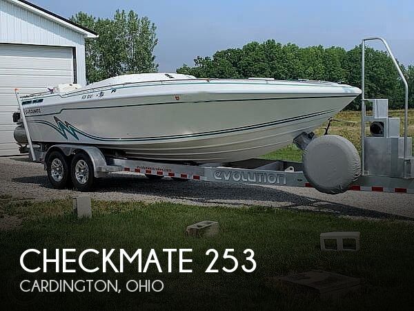 Used Checkmate Boats For Sale in Ohio by owner | 1995 Checkmate Convincor 253