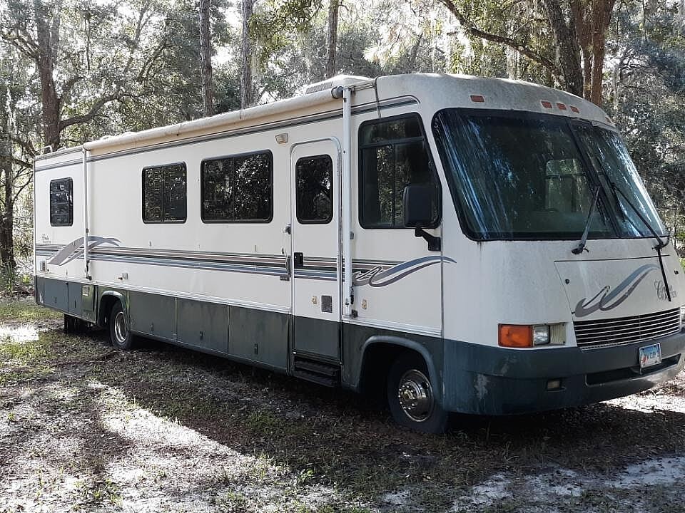 Canceled Cruise Master Class A Rv In Englewood Fl 221837