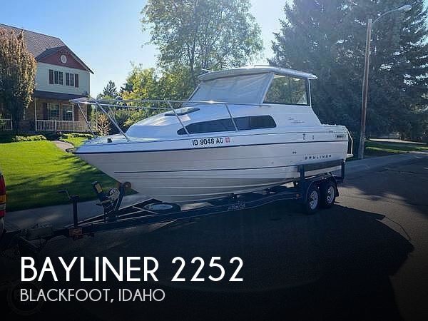 Used Bayliner 22 Boats For Sale by owner | 1997 Bayliner Ciera Express 2252