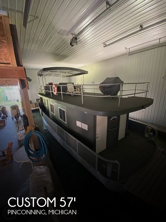Used Houseboats For Sale in Michigan by owner | 1950 Custom Refurbished in 2000