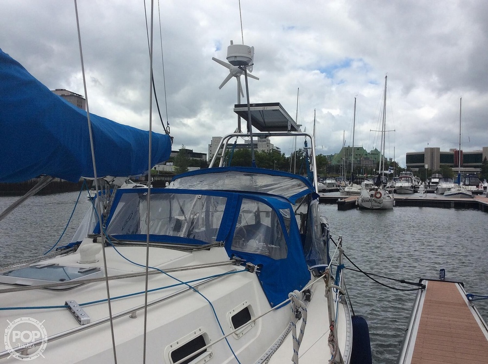 1984 Canadian Sailcraft CS33 Sailboat for sale in Canada Used Canadian Sailcraft Boats For Sale by owner | 1984 Canadian Sailcraft CS33