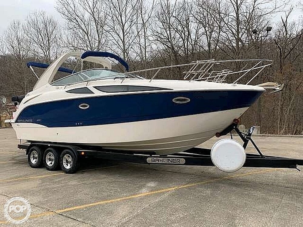 2011 Bayliner 315 Cruiser Power boat for sale in San Pedro, CA Used Bayliner Boats For Sale by owner | 2011 Bayliner 315 Cruiser