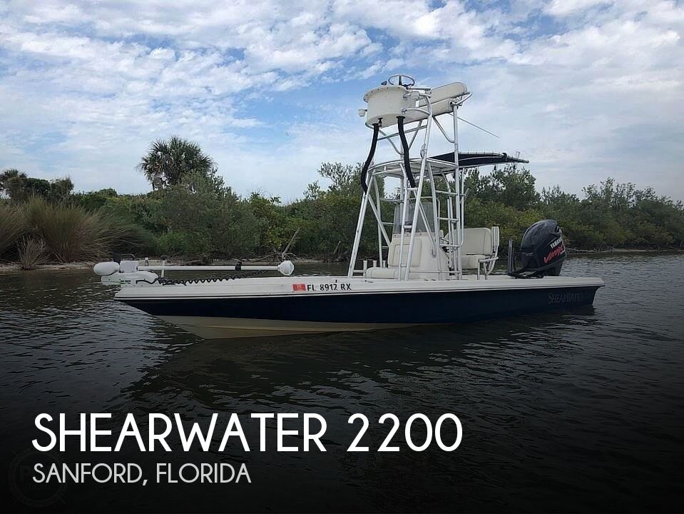 2004 Shearwater 22 Power boat for Sale in Sanford, FL