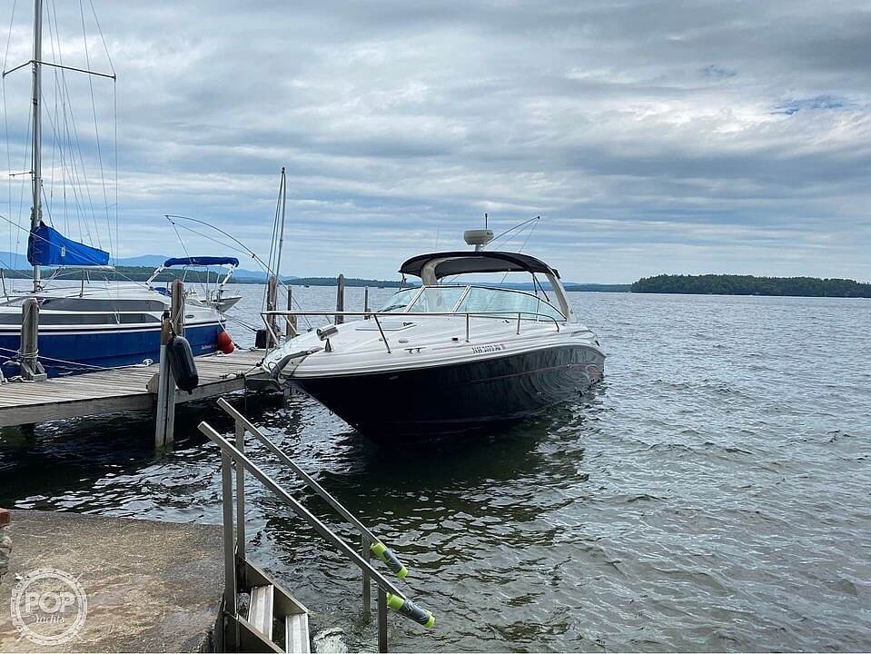 2004 Sea Ray 290 Ss Sunsport Power boat for Sale in Gilford, NH