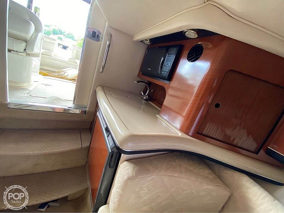 2004 Sea Ray 290 Ss Sunsport Power boat for Sale in Gilford, NH