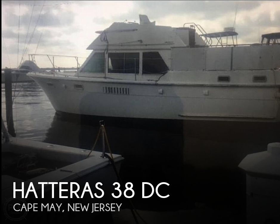 1974 Hatteras boat for sale, model of the boat is 38 DC & Image # 1 of 40