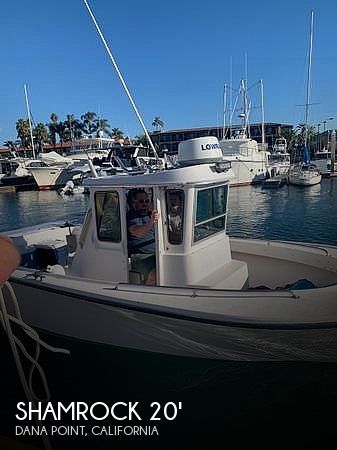Used Shamrock Boats For Sale by owner | 1998 20 foot Shamrock Pilothouse