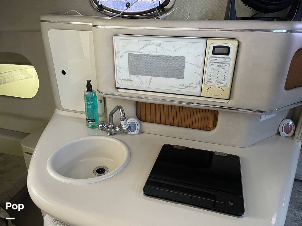 1996 Sea Ray boat for sale, model of the boat is 270 Sundancer & Image # 17 of 40