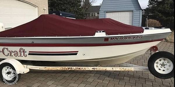1988 Yarcraft 1798 Power boat for sale in Stanchfield, MN Used Yarcraft Boats For Sale by owner | 1988 Yarcraft 1798