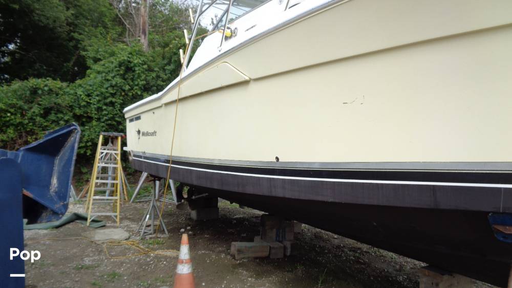 2003 Wellcraft boat for sale, model of the boat is 330 Coastal & Image # 10 of 40