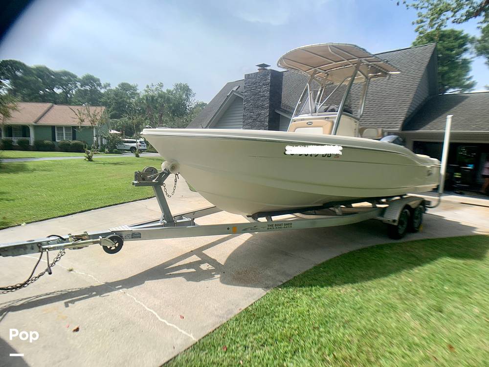 2015 Scout boat for sale, model of the boat is 210XSF & Image # 24 of 40