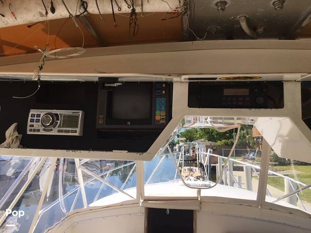 1989 Gulfstream Boats boat for sale, model of the boat is 31 Tournament Express & Image # 22 of 40