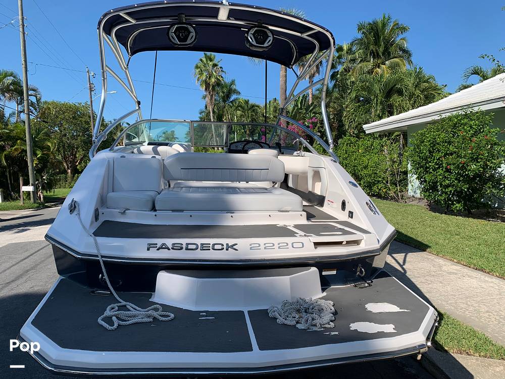 2009 Regal Fasdeck 2220 Deck Boat for sale in Riviera Beach, FL Used Regal Fasdeck 2220 Boats For Sale by owner | 2009 Regal Fasdeck 2220